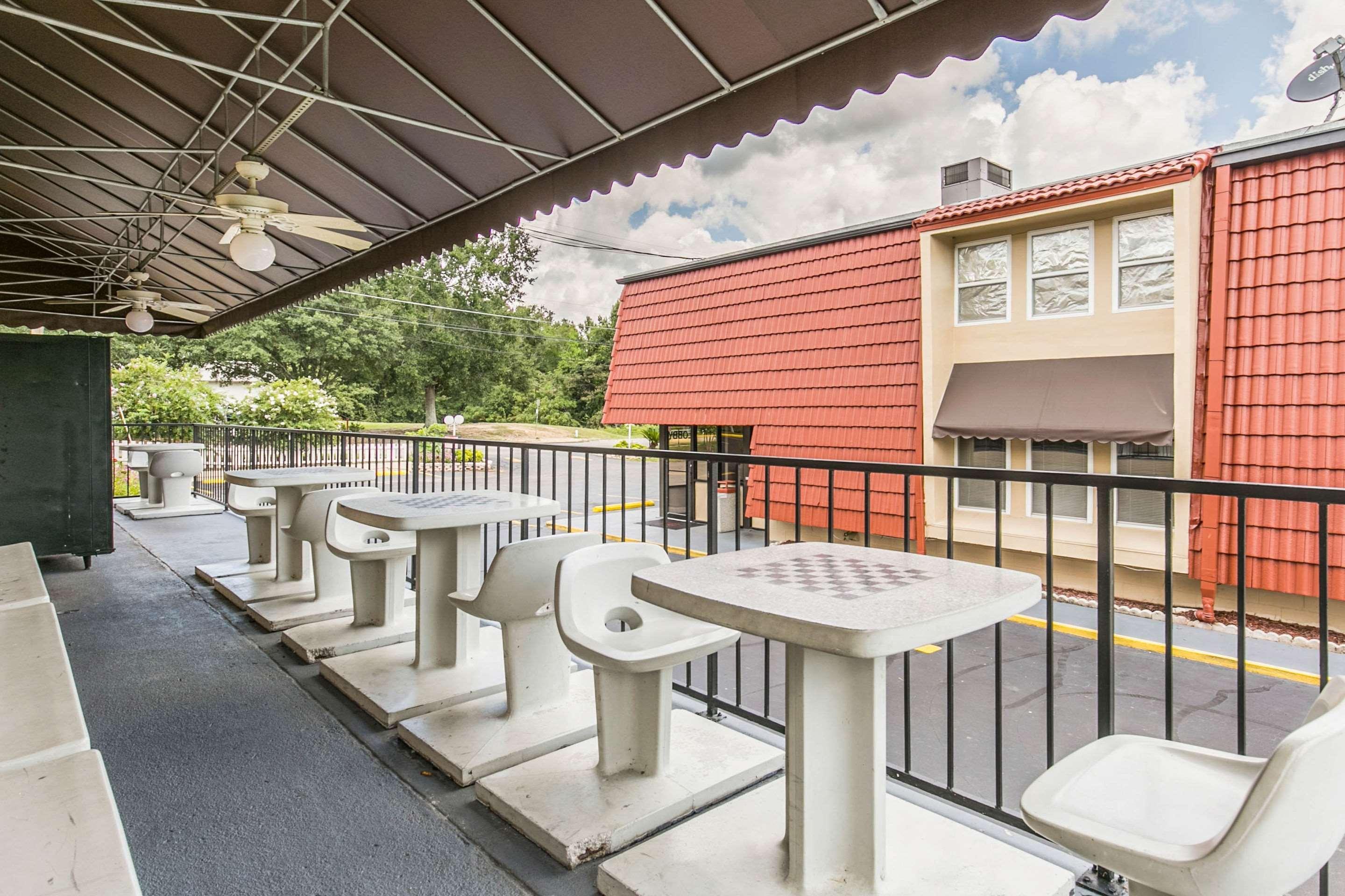 Econo Lodge North Tallahassee Dış mekan fotoğraf