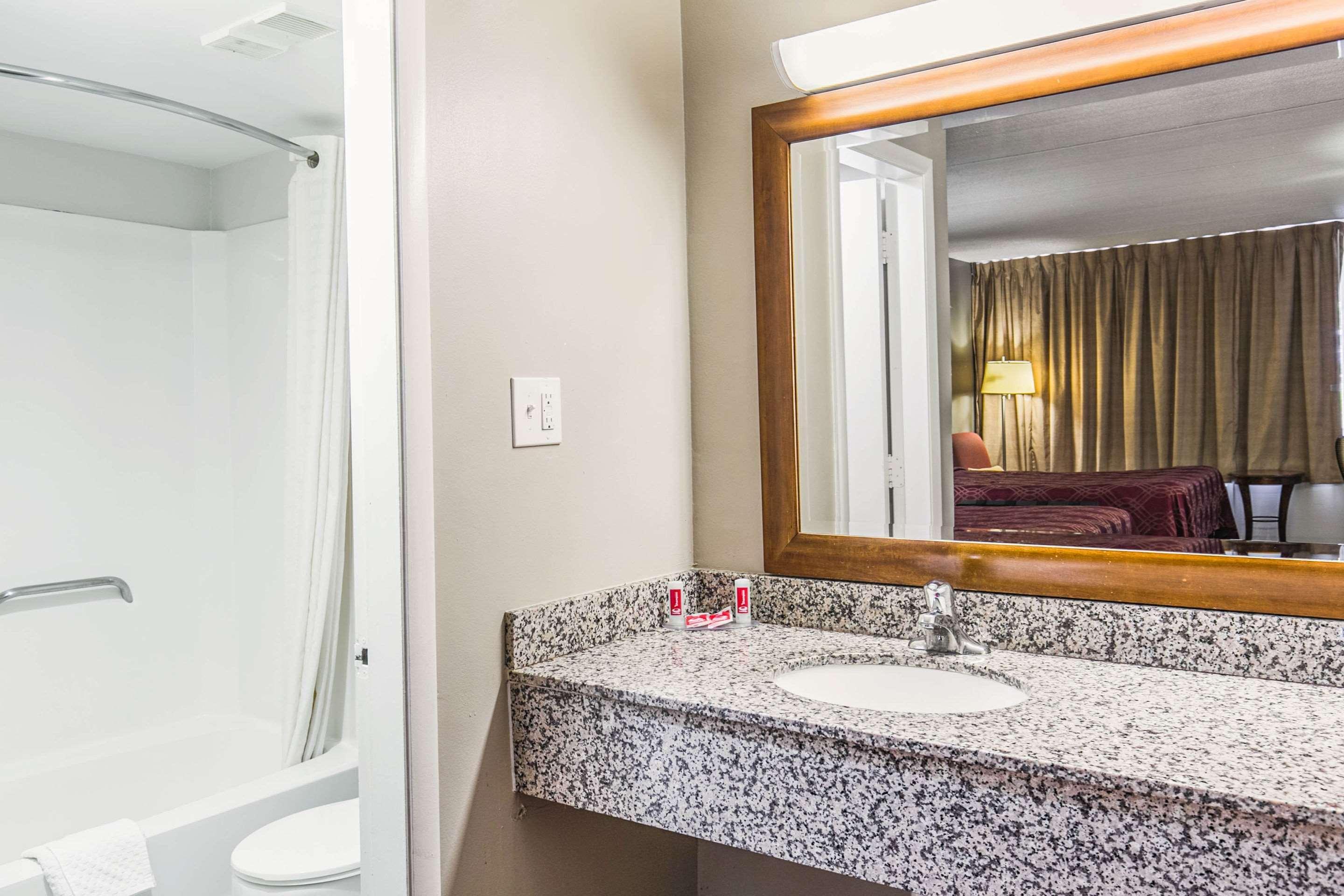 Econo Lodge North Tallahassee Dış mekan fotoğraf